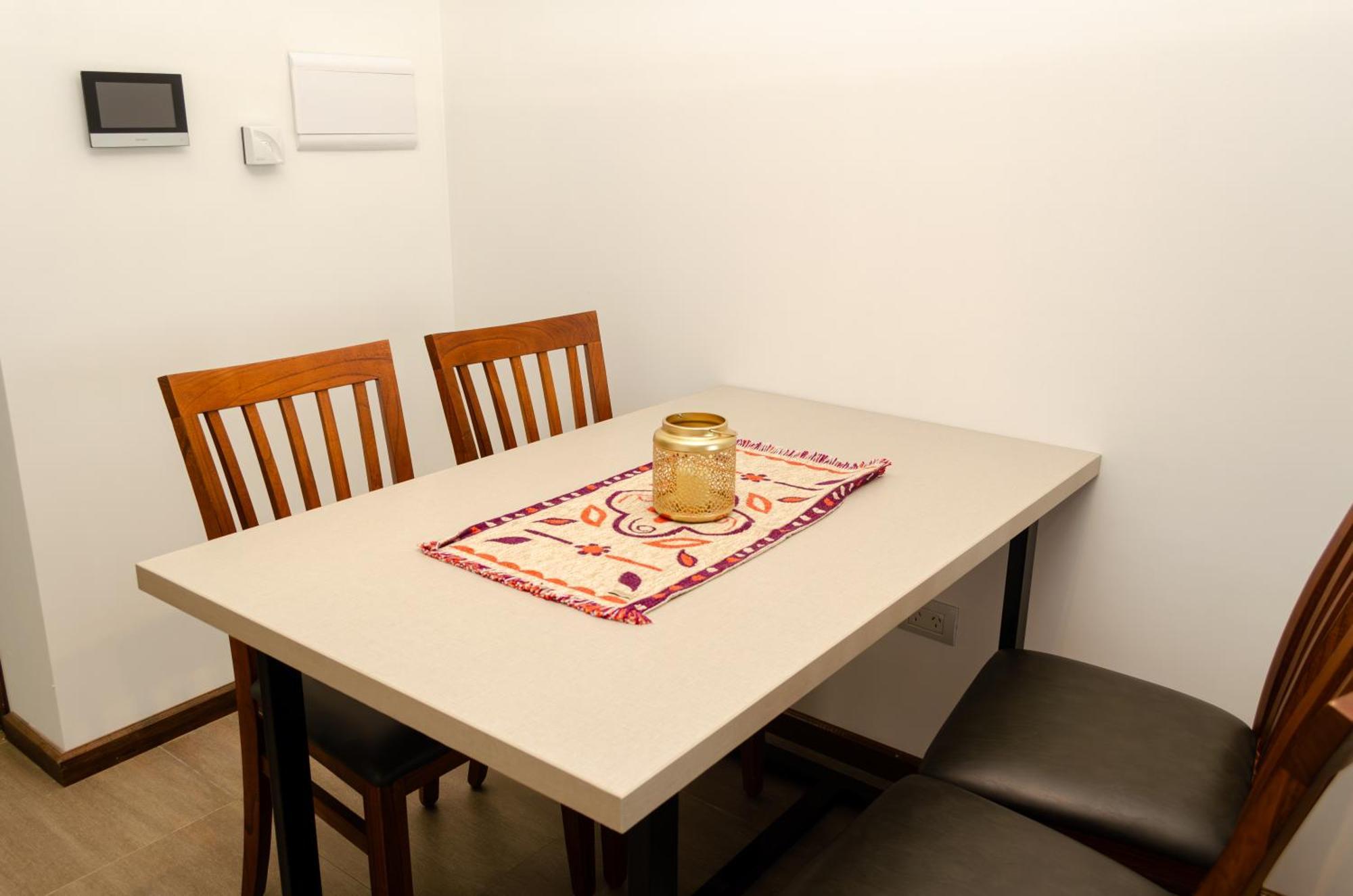 N3- Irigoyen 1 Apartment
